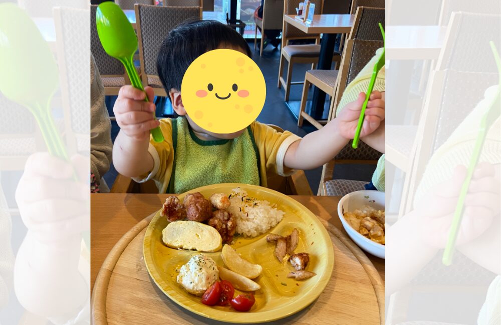 鳥開総本家で食事中の写真